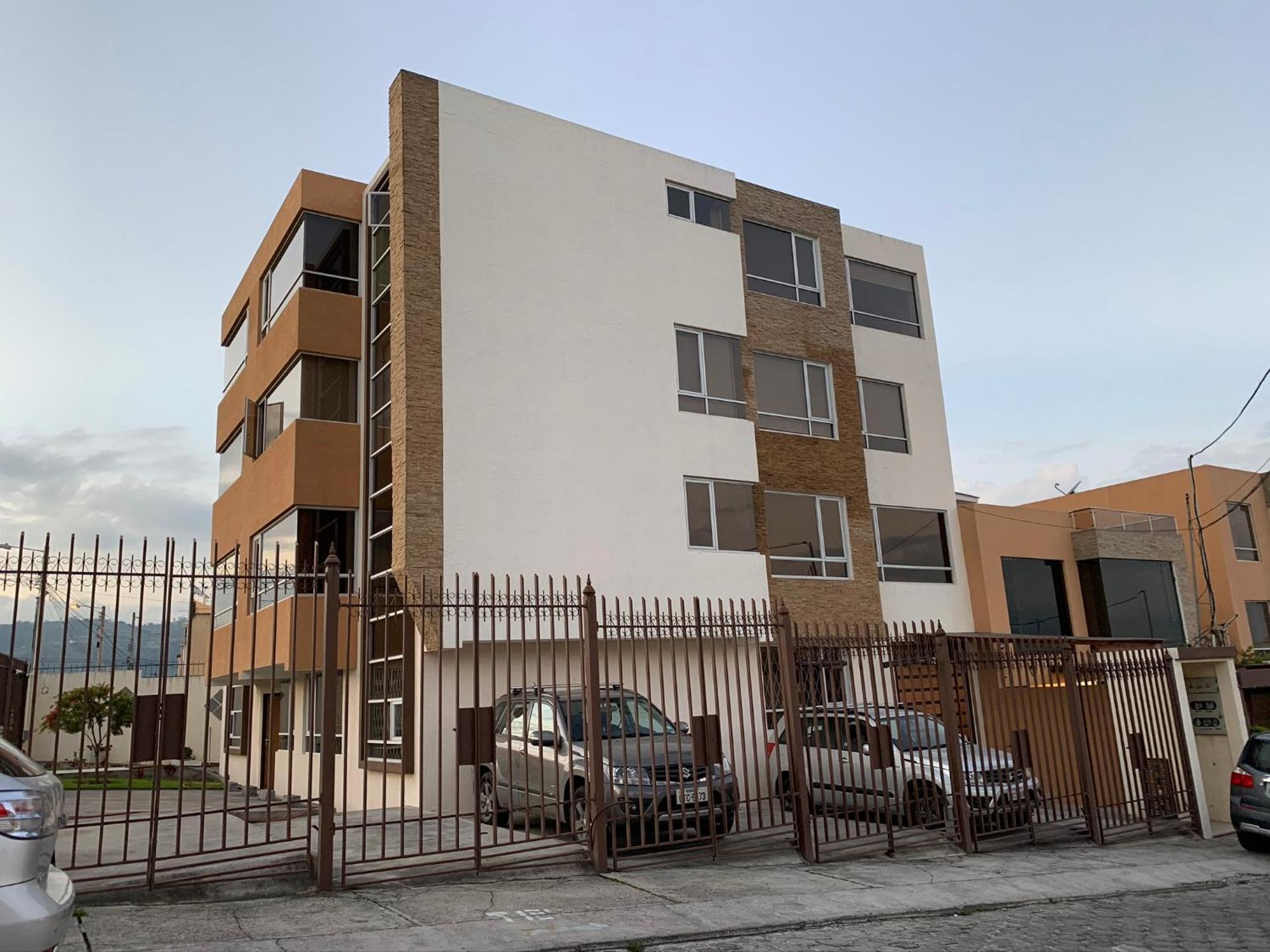 Instant Hotel - Departamento En Ambato Zewnętrze zdjęcie