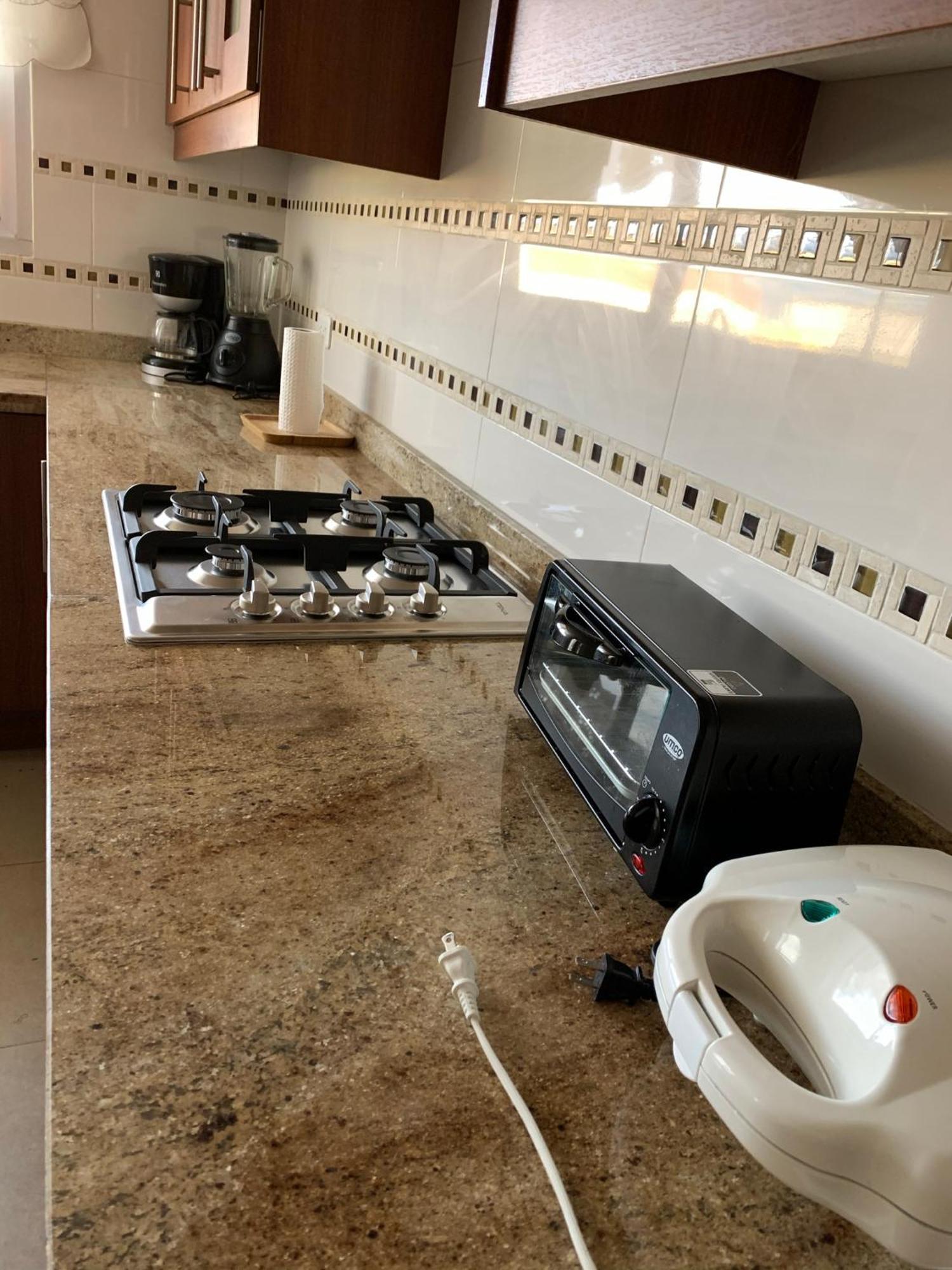 Instant Hotel - Departamento En Ambato Zewnętrze zdjęcie
