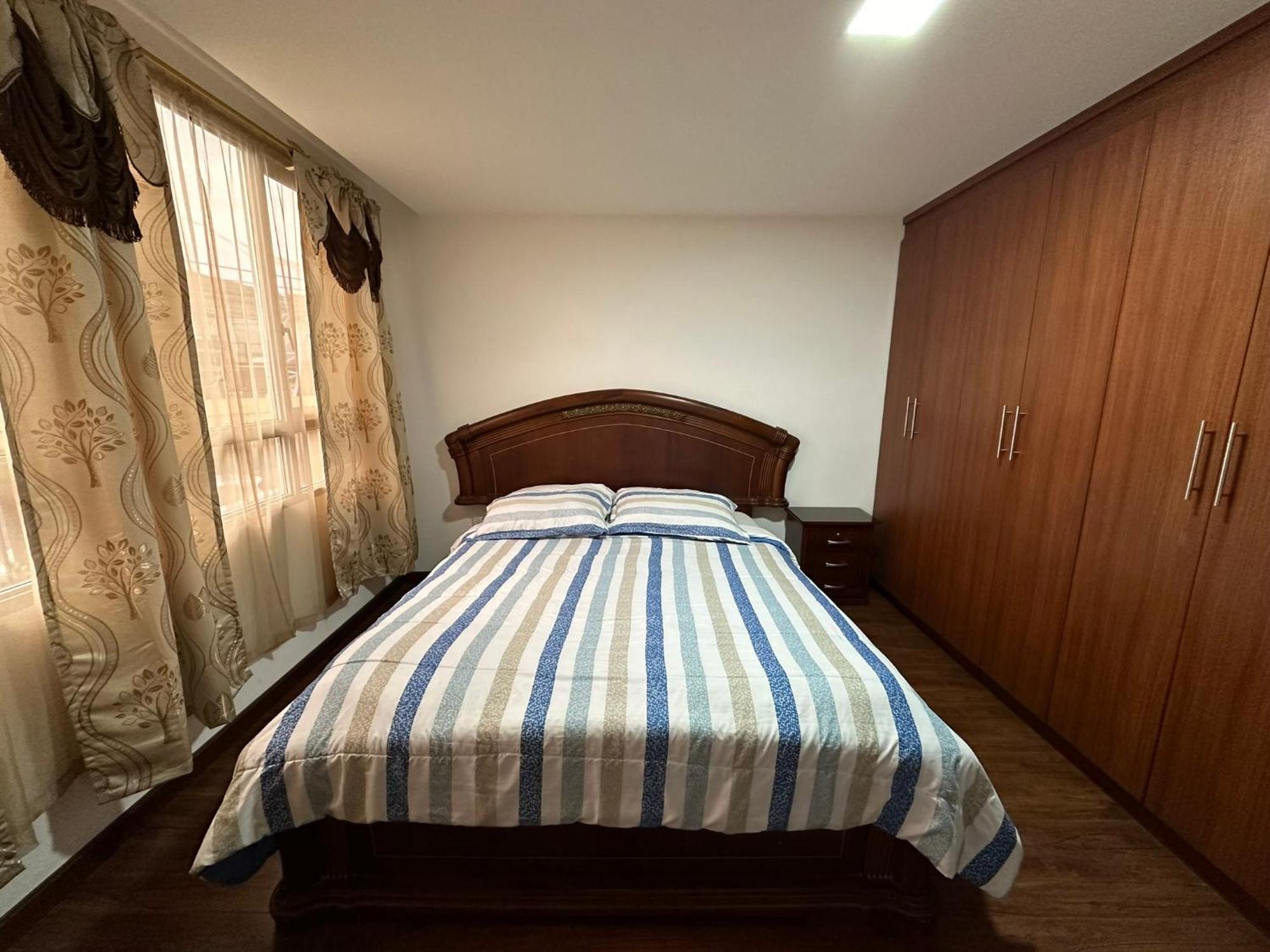 Instant Hotel - Departamento En Ambato Zewnętrze zdjęcie